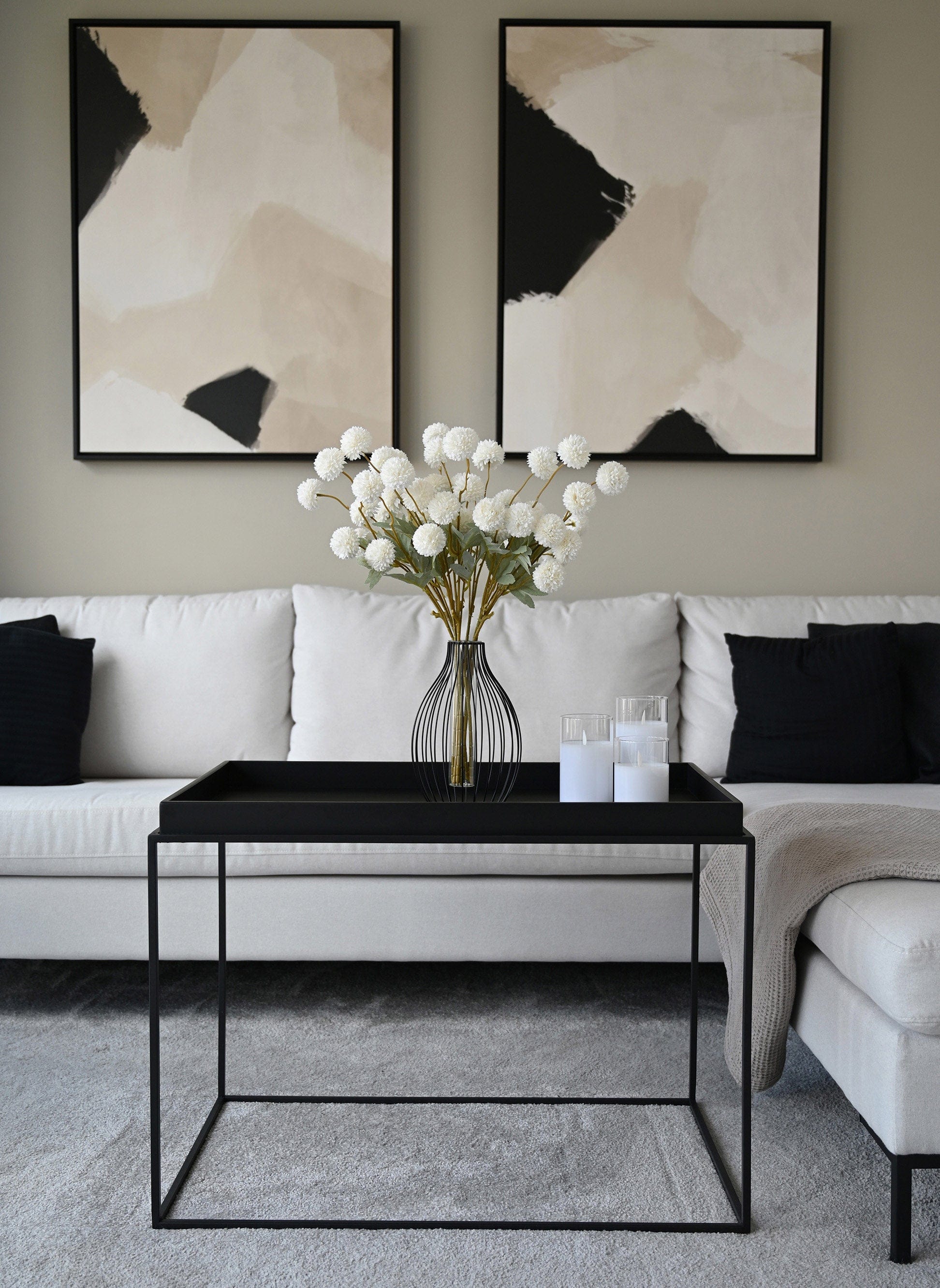 Faux Kiku Flower - White (10 Stems / 50 heads) - Image 5